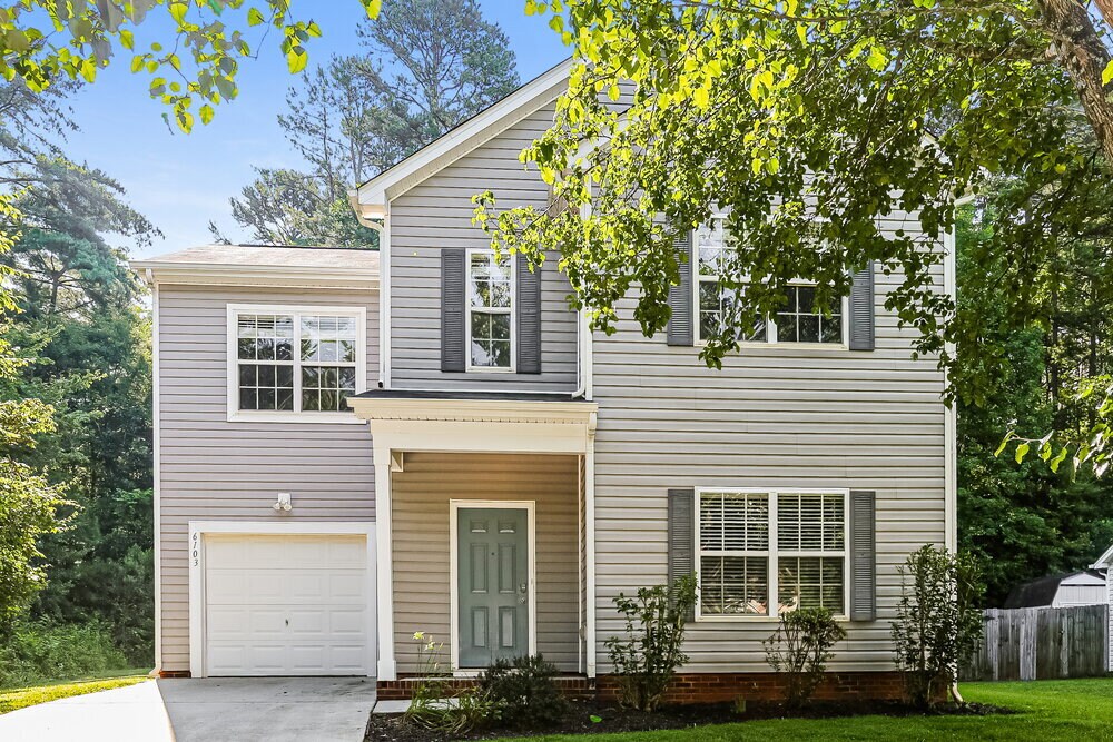 6103 Sid Crane Dr in Charlotte, NC - Building Photo