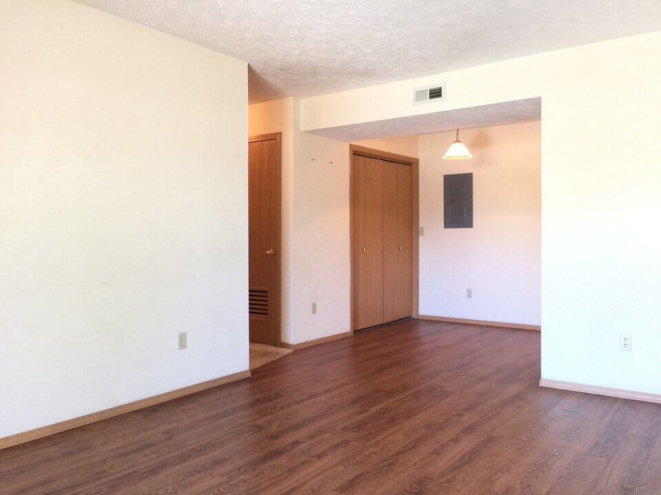 Fairway in Springfield, MO - Foto de edificio