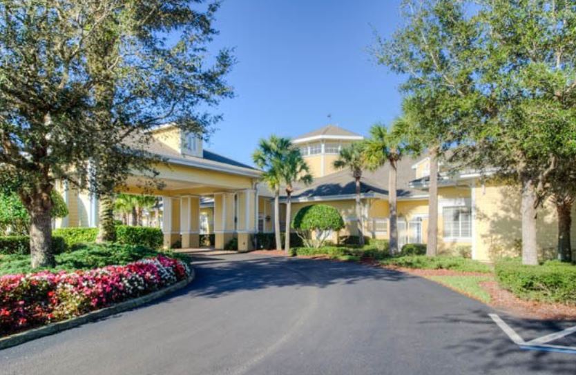 Aston Gardens At Tampa Bay Senior Living in Tampa, FL - Foto de edificio