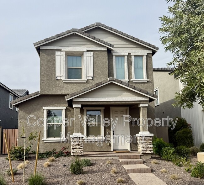 property at 2034 W Lariat Ln