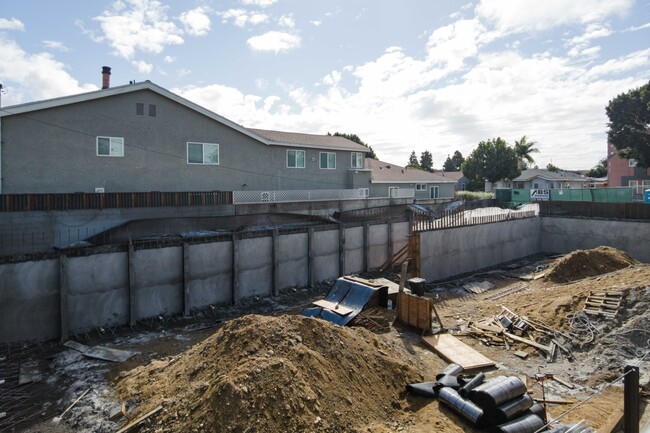 3906 Tilden Ave in Culver City, CA - Building Photo - Building Photo