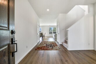 712 Imperial Lp in Alvin, TX - Building Photo - Building Photo