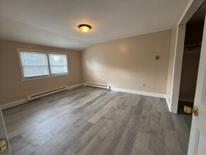 113 Exchange St in Chicopee, MA - Building Photo - Building Photo