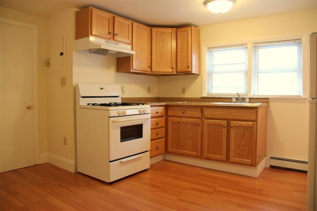 400 Franklin St, Unit 5 in Cambridge, MA - Building Photo - Building Photo