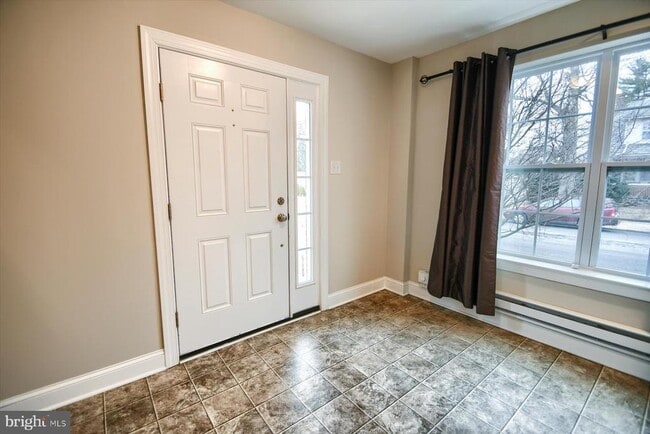 property at 39 N Mitchell Ave