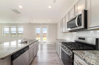 Room in House on Eastcott Ave in Unionville, NC - Building Photo - Building Photo