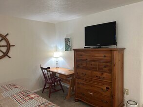 10933 W 67th Pl, Unit Cozy Basement Suite in Arvada, CO - Building Photo - Building Photo