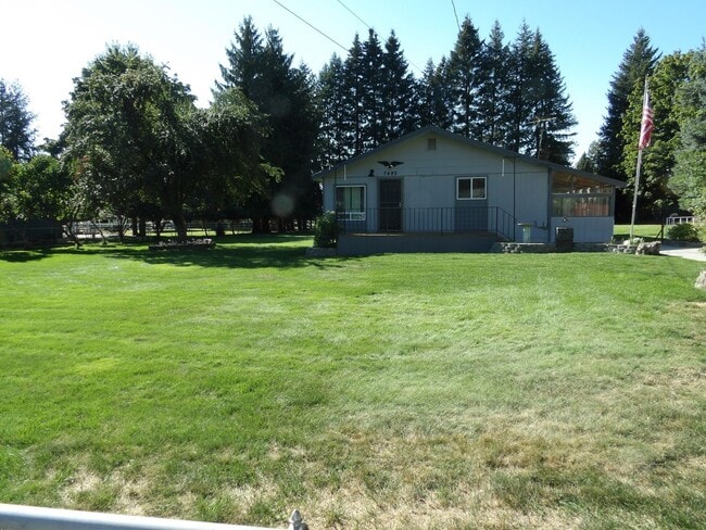 property at 7495 N 16th St
