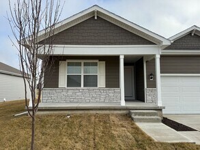 12917 S 66th Ave in Papillion, NE - Building Photo - Building Photo