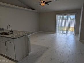 1406 SE 1st Pl in Cape Coral, FL - Building Photo - Building Photo