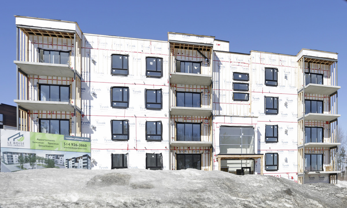 5061-5081 D'angora Rue in Terrebonne, QC - Building Photo