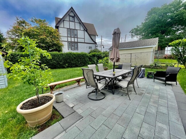 31 Midland Ave in White Plains, NY - Building Photo - Building Photo