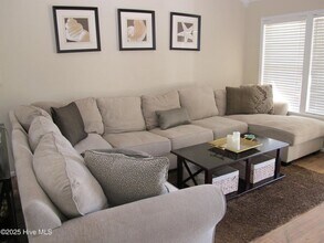 5613 W Chop Way in Wilmington, NC - Building Photo - Building Photo