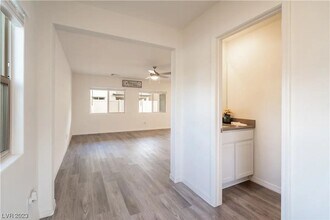 1632 Oro Grande Dr in North Las Vegas, NV - Building Photo - Building Photo
