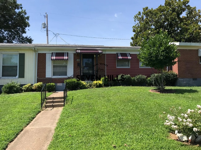 property at 1007 Kinney St