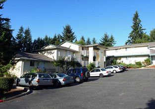 Rhododendron Apartments in Bainbridge Island, WA - Building Photo - Building Photo