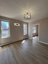 165 Delaware Ave, Unit 4 in Jersey City, NJ - Building Photo