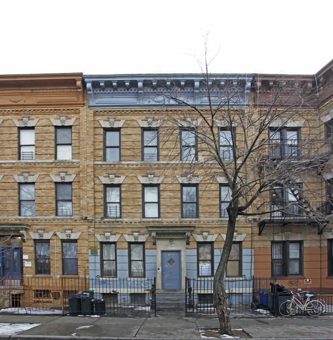 1400 Putnam Ave in Brooklyn, NY - Building Photo - Building Photo