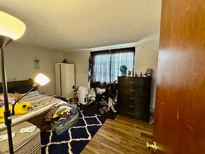 211 Malden St in Revere, MA - Building Photo - Building Photo