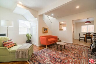 1809 W 37th Pl in Los Angeles, CA - Building Photo - Building Photo