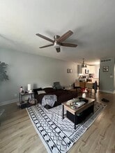 1848 Bright View Dr in Loves Park, IL - Foto de edificio - Building Photo