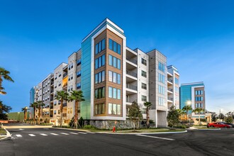 Vintage Lake Mary Apartments in Sanford, FL - Building Photo - Building Photo