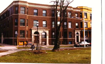 2439-2443 N Kedzie Blvd in Chicago, IL - Building Photo - Building Photo