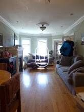 72 Hobart St in Boston, MA - Building Photo - Building Photo