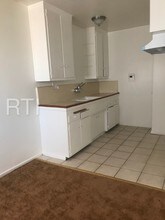 6525 S Victoria Ave-Unit -5 in Los Angeles, CA - Building Photo - Building Photo