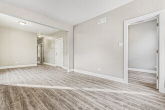 1503 W Taylor St in Chicago, IL - Building Photo - Building Photo