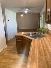 16227 Miners Gap in San Antonio, TX - Building Photo - Building Photo