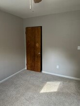125 Arrow St in Pekin, IL - Building Photo - Building Photo