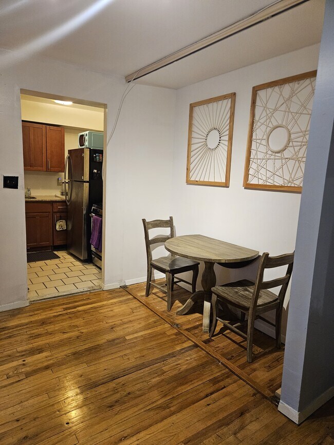 5803 Calloway St, Unit Forest Hills Chateau apt in Corona, NY - Building Photo - Building Photo