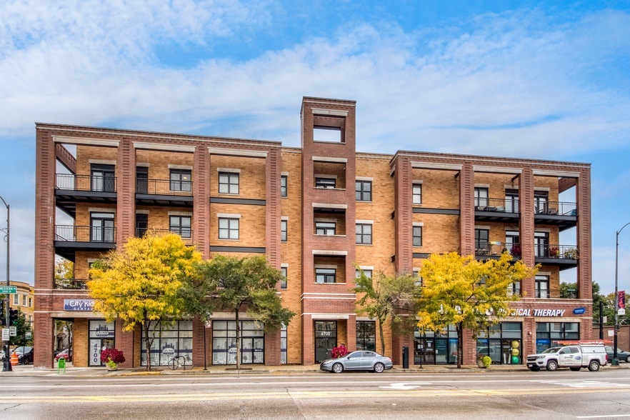 4700 N Western Ave, Unit 4H in Chicago, IL - Building Photo