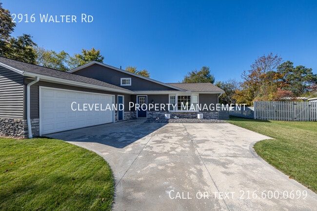 2916 Walter Rd in Westlake, OH - Building Photo - Building Photo