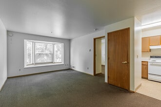 Weidler Commons in Portland, OR - Foto de edificio - Interior Photo