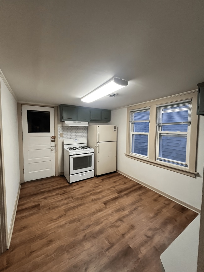 5131 W Dakin St, Unit Unit 3 in Chicago, IL - Building Photo - Building Photo