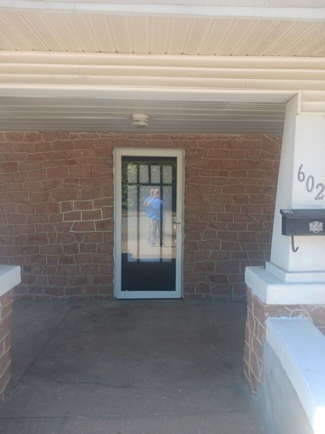 602 High St in Fredericktown, MO - Building Photo - Building Photo