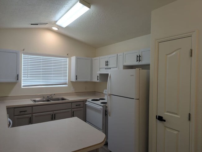441 Sunland Dr in Saint George, UT - Building Photo - Building Photo