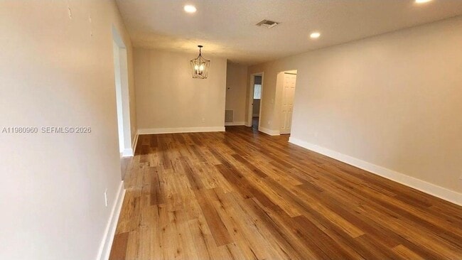 2511 Hayes St in Hollywood, FL - Foto de edificio - Building Photo