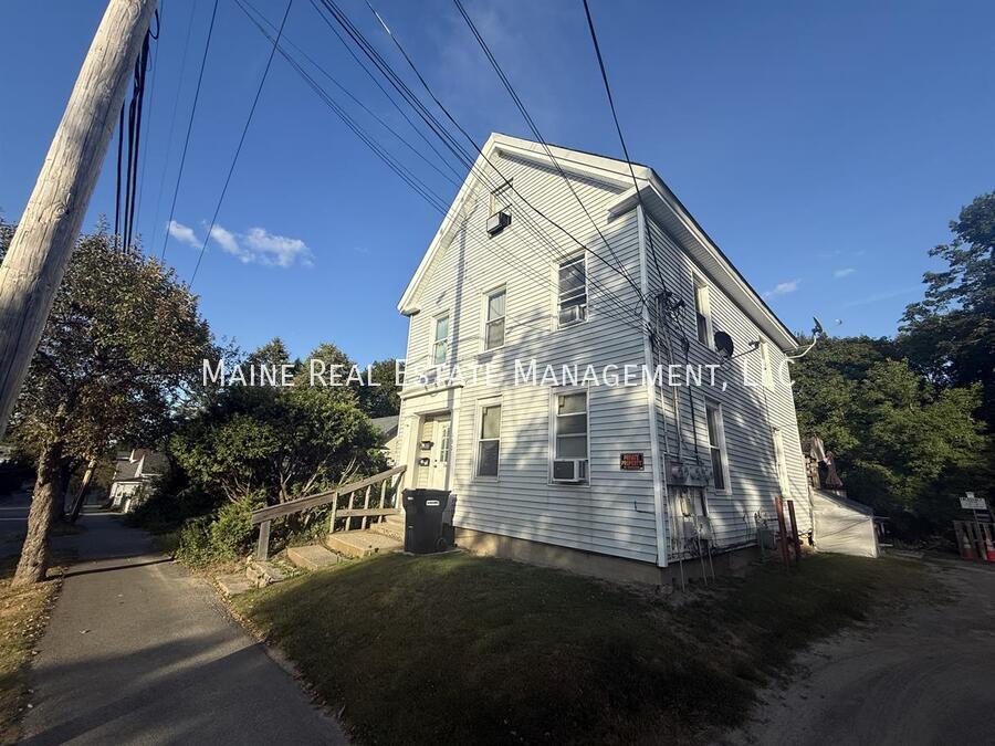 190 3rd St in Bangor, ME - Building Photo
