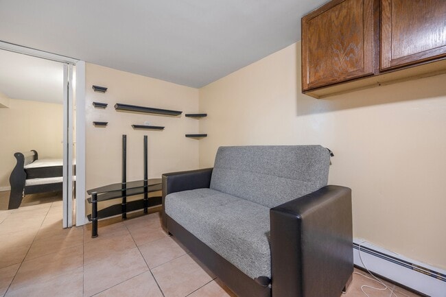 11325 Francis Lewis Blvd in Queens Village, NY - Building Photo - Building Photo