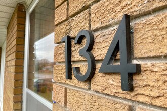 134 Weller Ave in Kingston, ON - Building Photo - Building Photo