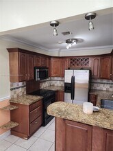4100 NW 5th St in Miami, FL - Building Photo - Building Photo