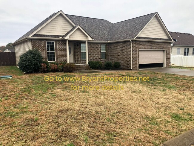 130 Elena Ln in Pleasant View, TN - Building Photo - Building Photo