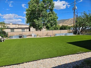 173 E 1050 N in Bountiful, UT - Building Photo - Building Photo