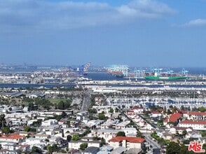 776 1/2 W 25th St in Los Angeles, CA - Building Photo - Building Photo