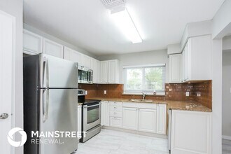 4465 Old Colony Rd in Mulberry, FL - Building Photo - Building Photo