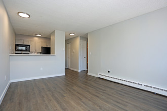 Elm Grove in Aurora, CO - Building Photo - Interior Photo