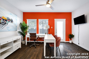 223 E Courtland Pl in San Antonio, TX - Building Photo - Building Photo